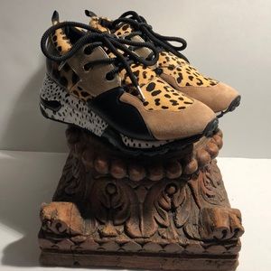 Steve Madden Animal orient Tennis shoes New 7.5